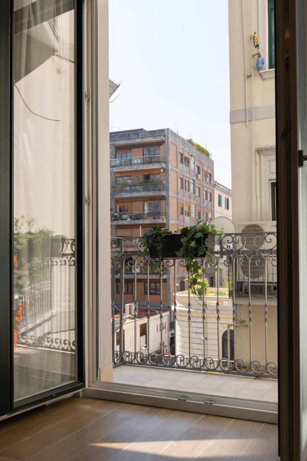 Apartament Relais Palazzo Olimpia - Corso Vittorio Emanuele Salerno Zewnętrze zdjęcie